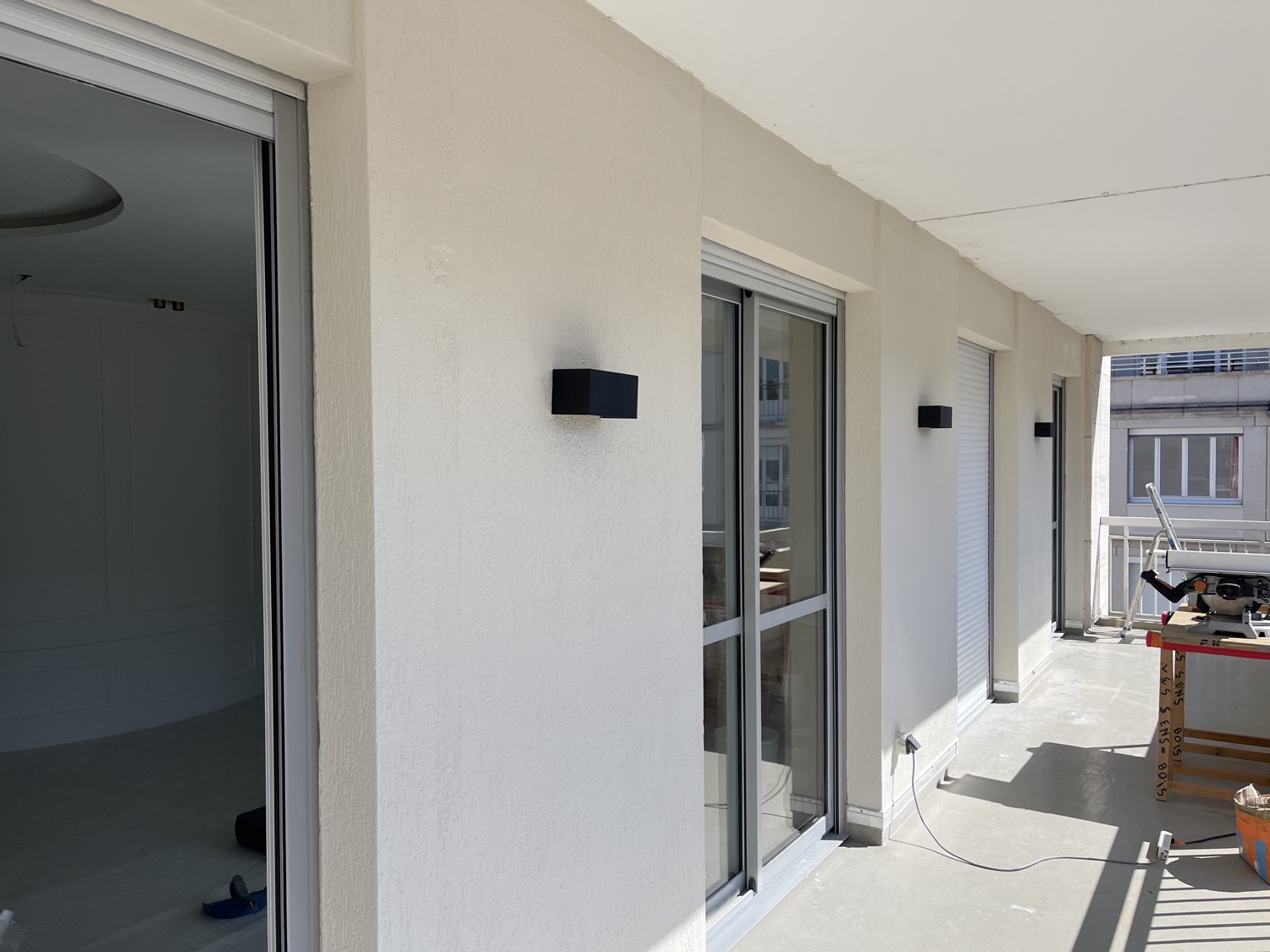 Façade & extérieur — Réalisation KCMH